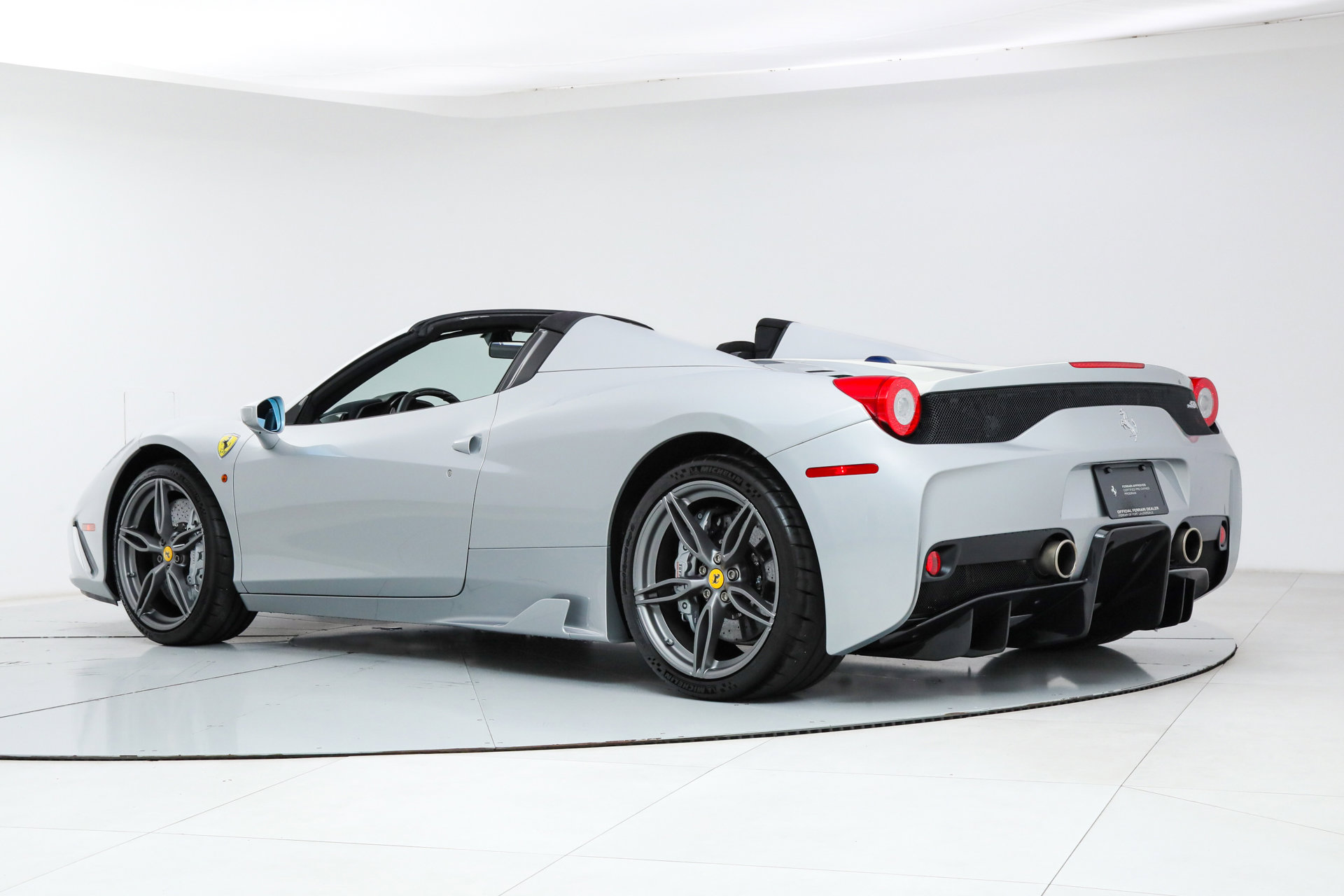 Certified 2015 Ferrari 458 Speciale A image 5