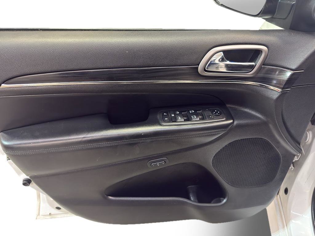 Used 2019 Jeep Grand Cherokee Limited X image 14