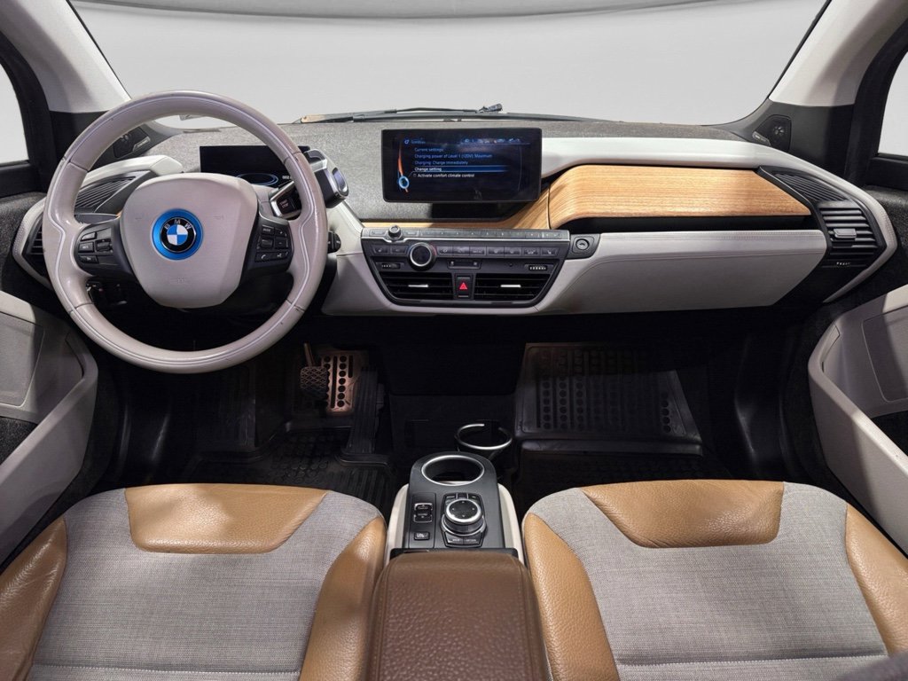 Used 2017 BMW i3 94 Ah w/Range Extender image 13