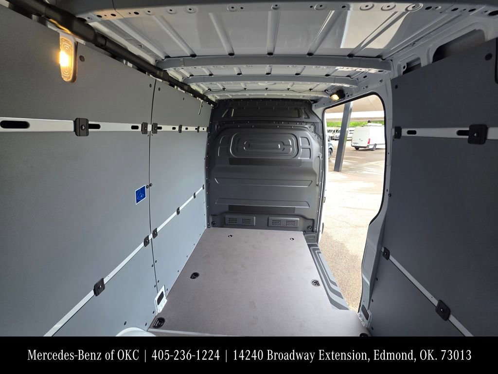 New 2026 Mercedes-Benz Sprinter 2500 image 5