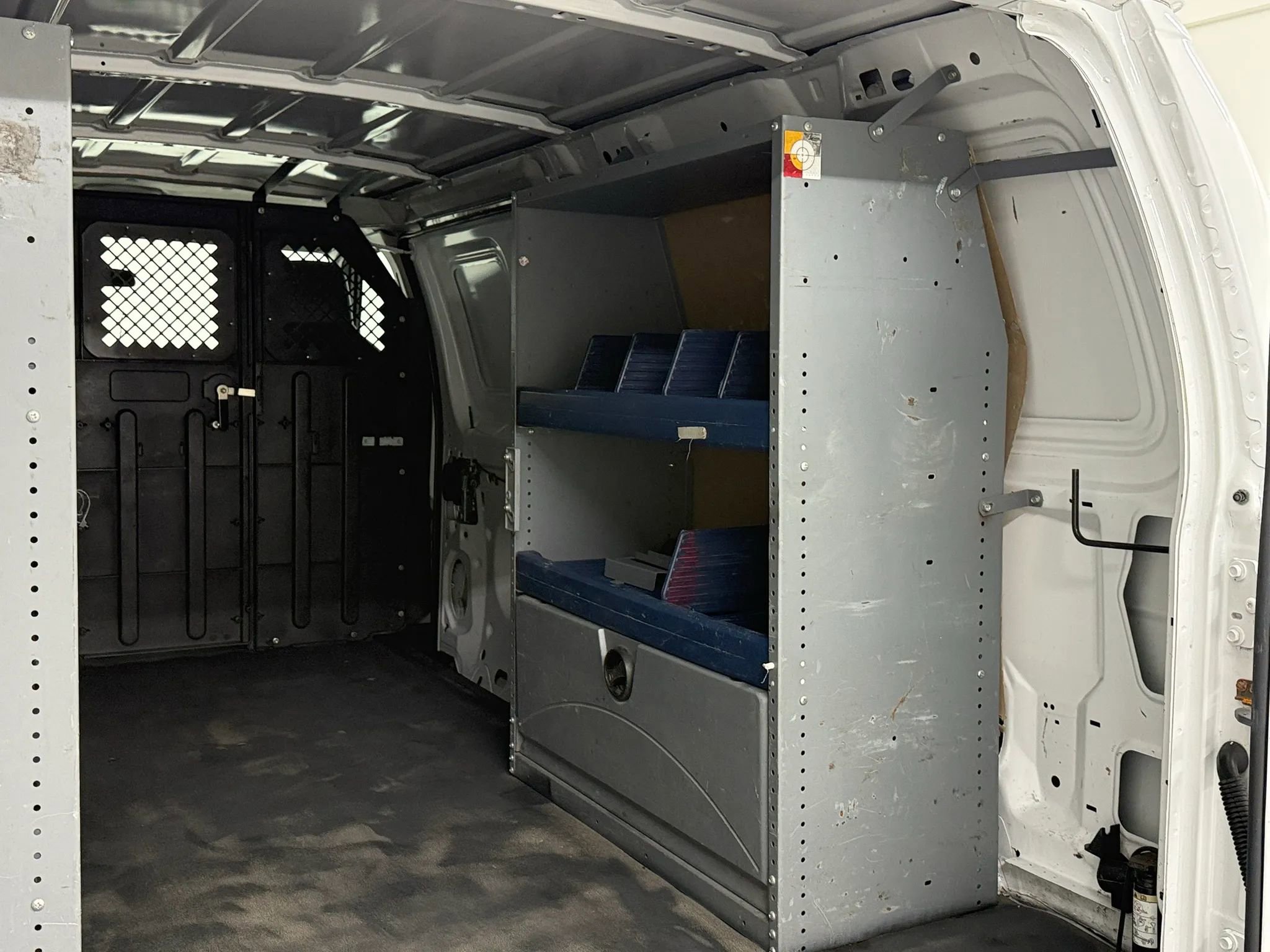 Used 2011 Ford E-150 and Econoline 150 w/ Commercial Cargo Van Pkg RWD image 28