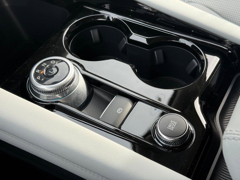 New 2026 Ford Explorer Platinum w/ LUX Leather Package image 19