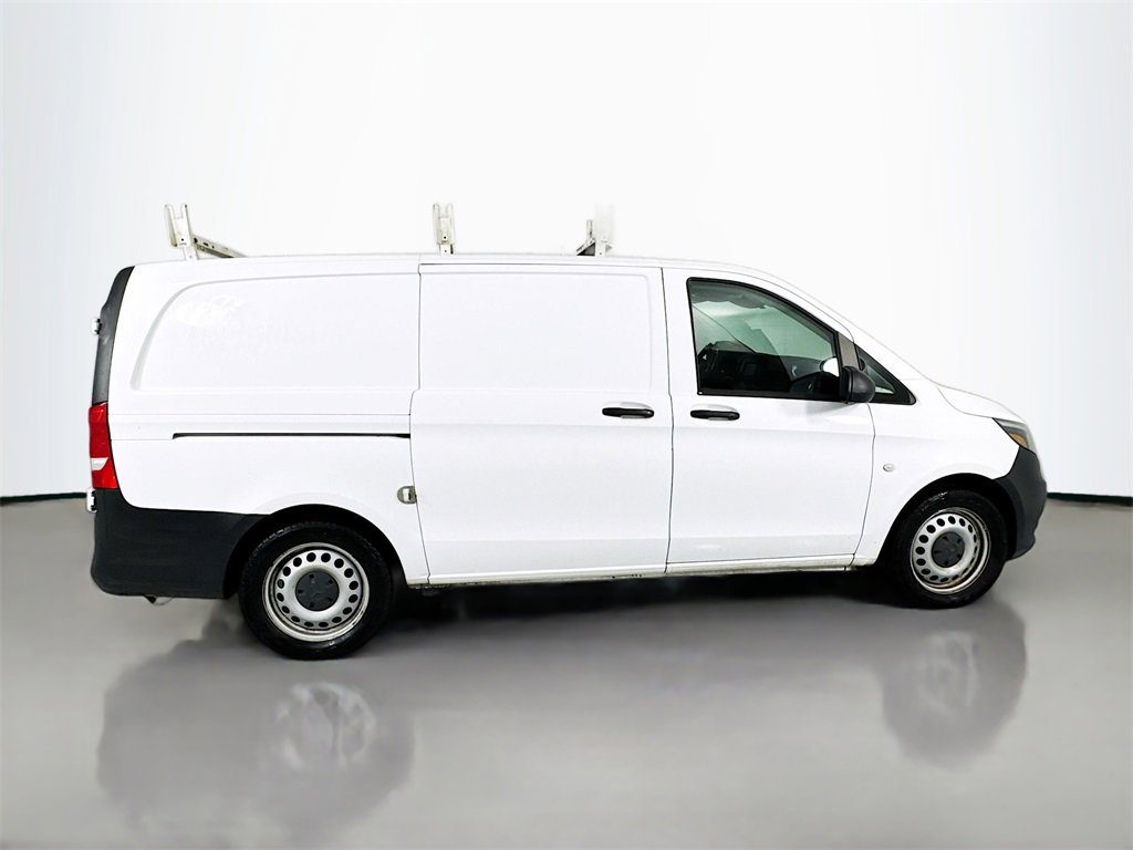 Used 2018 Mercedes-Benz Metris image 9