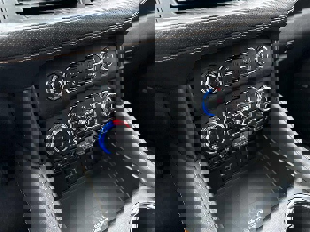 Used 2023 GMC Yukon XL AT4 w/ AT4 Premium Package image 36