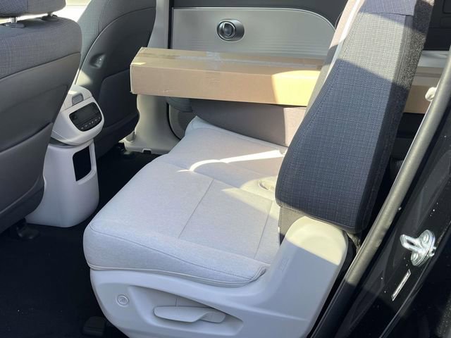 New 2026 Hyundai Ioniq 9 SE AWD/4WD image 10