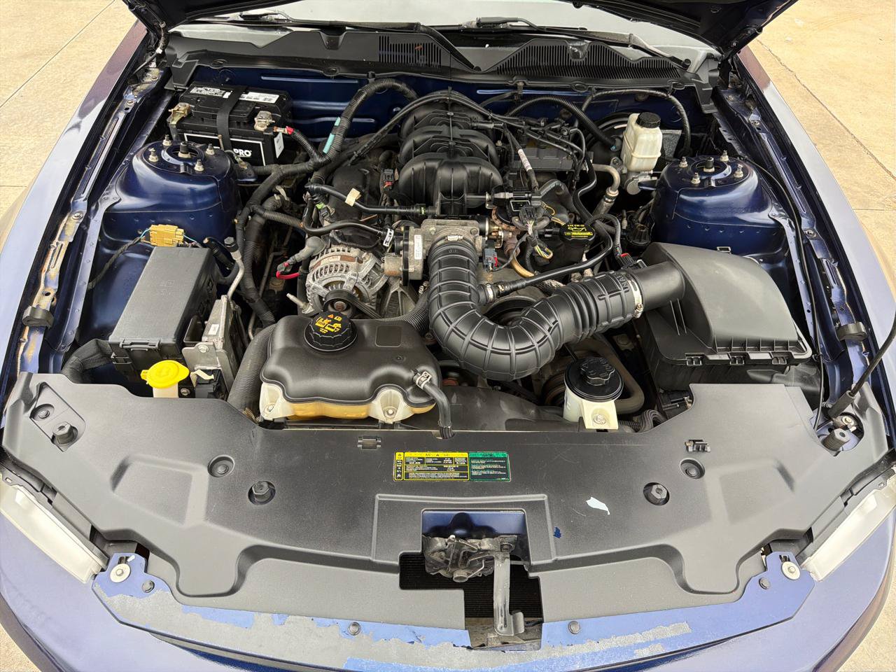 Used 2010 Ford Mustang Coupe RWD image 26