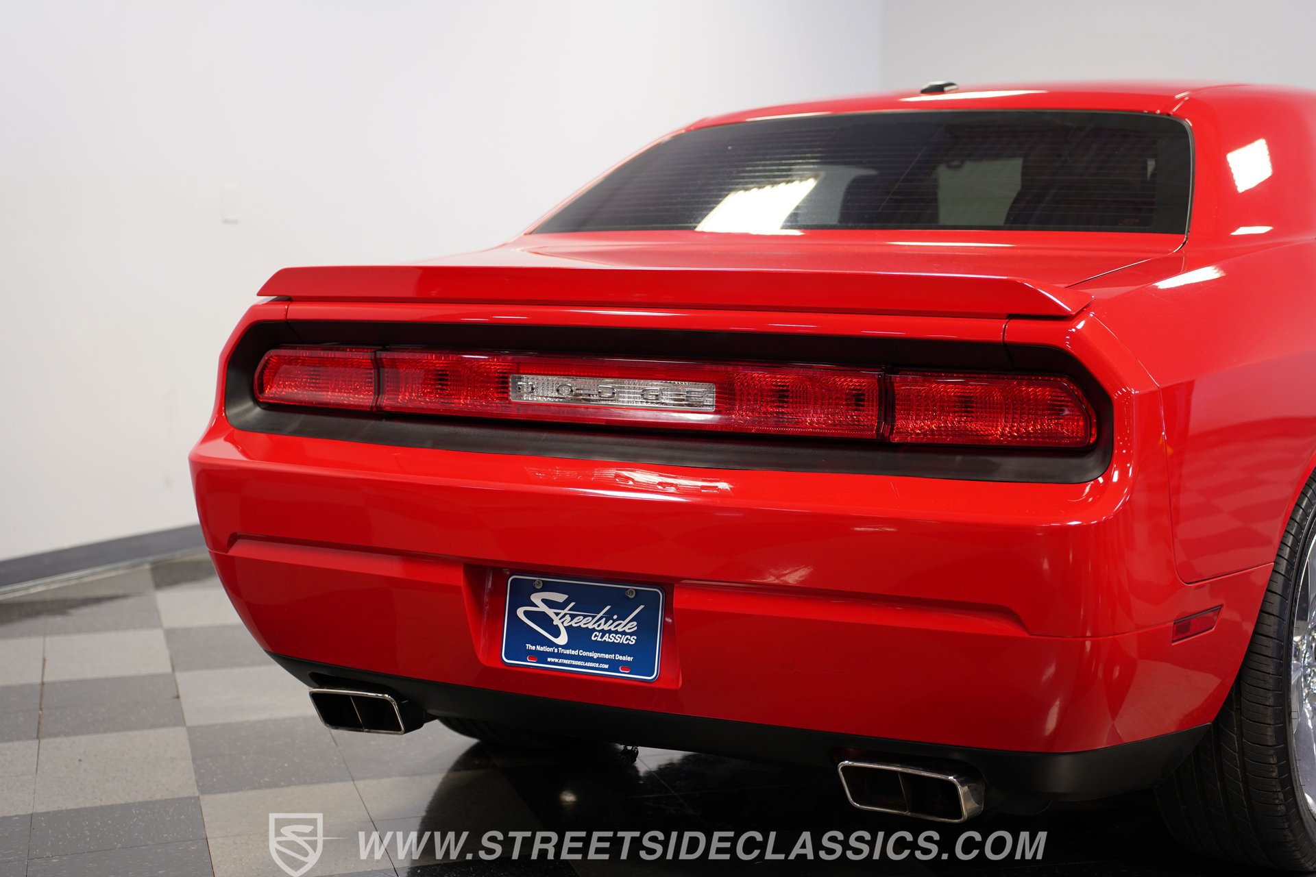 Used 2009 Dodge Challenger R/T RWD image 27
