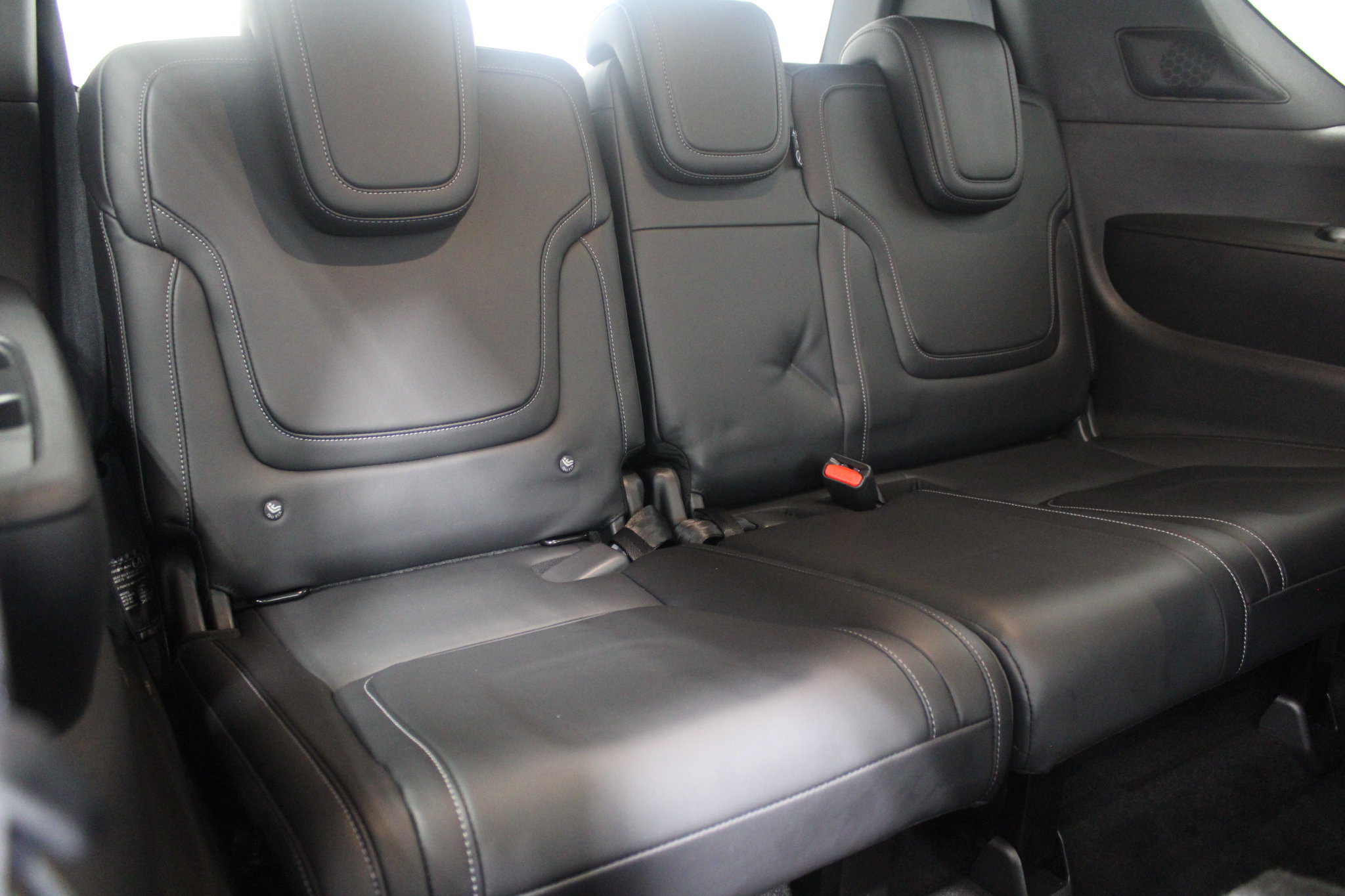 Used 2026 Nissan Armada PRO-4X w/ Captain's Chari Seat Package AWD/4WD image 24