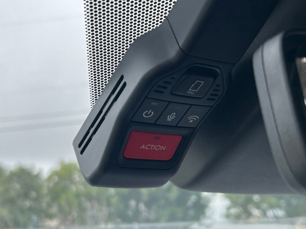 Used 2026 Toyota Sienna Limited image 43