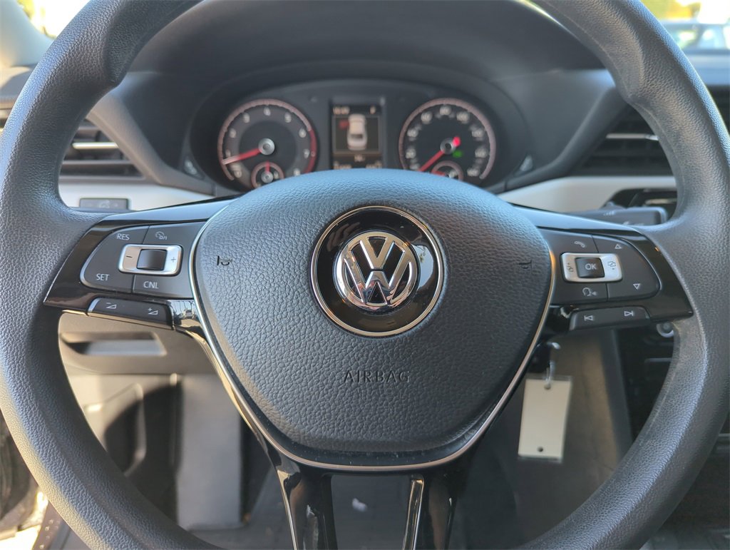 Used 2020 Volkswagen Passat 2.0T S image 41