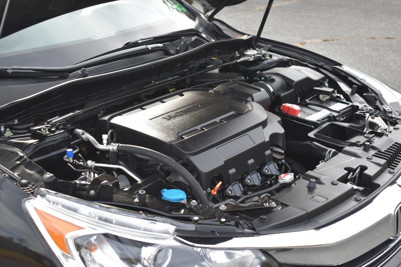 Used 2017 Honda Accord EX-L image 34