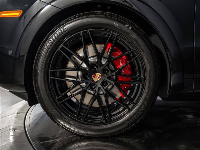 New 2026 Porsche Cayenne S AWD/4WD image 14