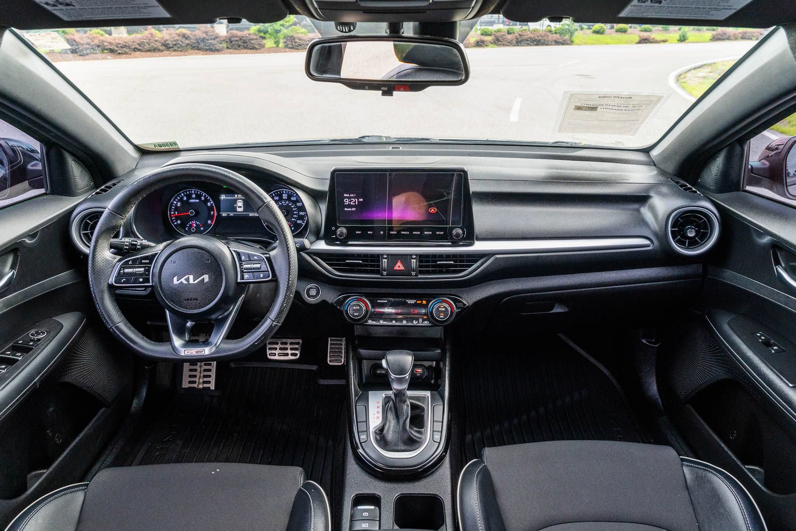 Used 2023 Kia Forte GT-Line w/ GT-Line Technology Package FWD image 25