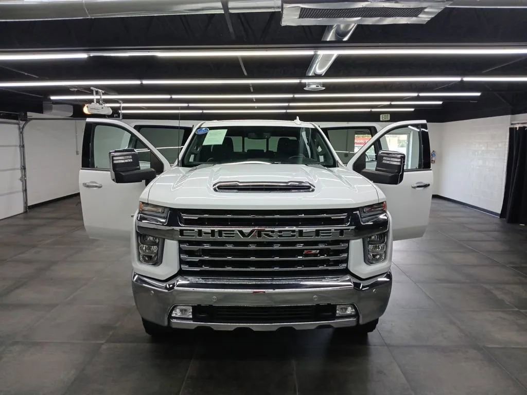 Used 2023 Chevrolet Silverado 2500 LTZ w/ LTZ Plus Package AWD/4WD image 31