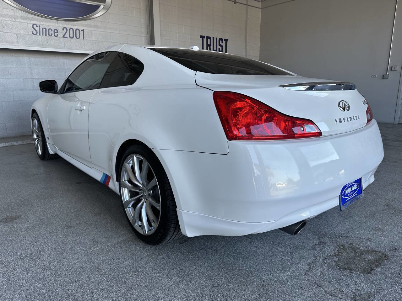 Used 2009 INFINITI G37 Journey w/ Premium Pkg image 7