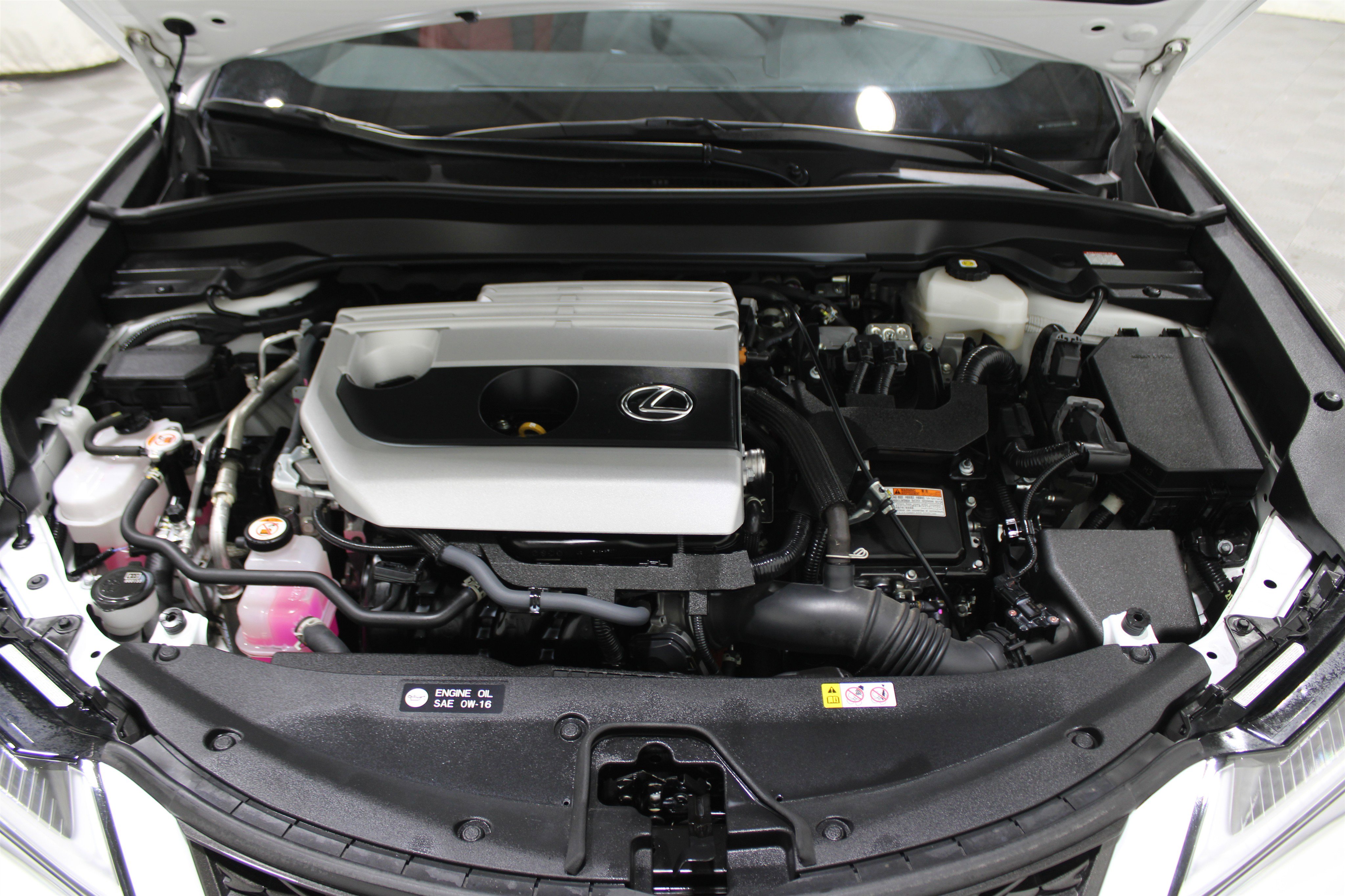 Used 2024 Lexus UX 250h F Sport image 40