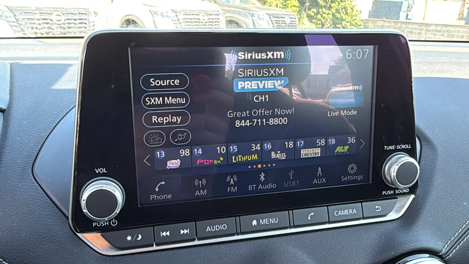 Certified 2022 Nissan Sentra SV FWD image 13