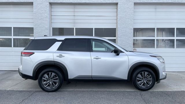 Used 2024 Nissan Pathfinder S