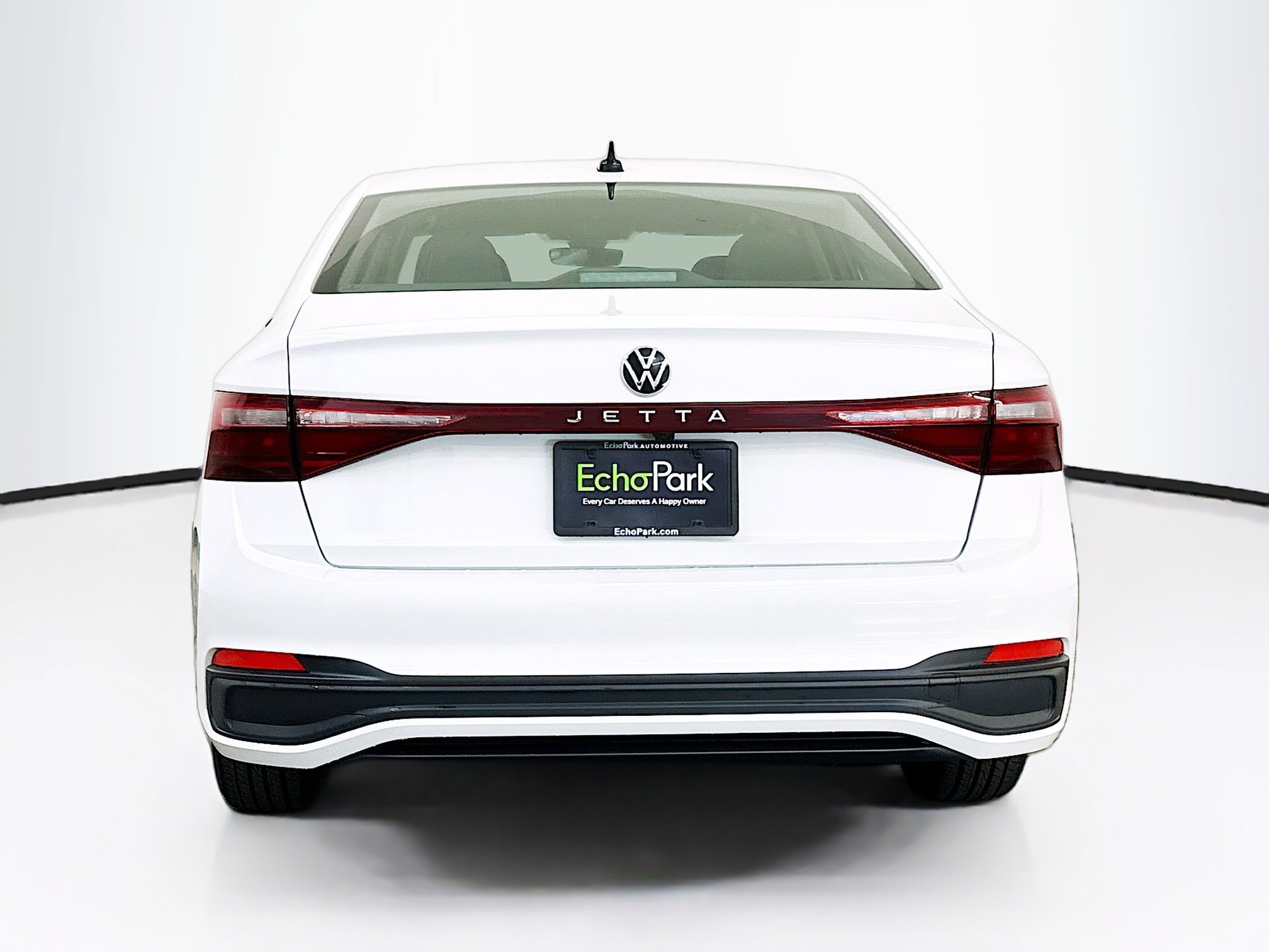 Used 2025 Volkswagen Jetta S image 7