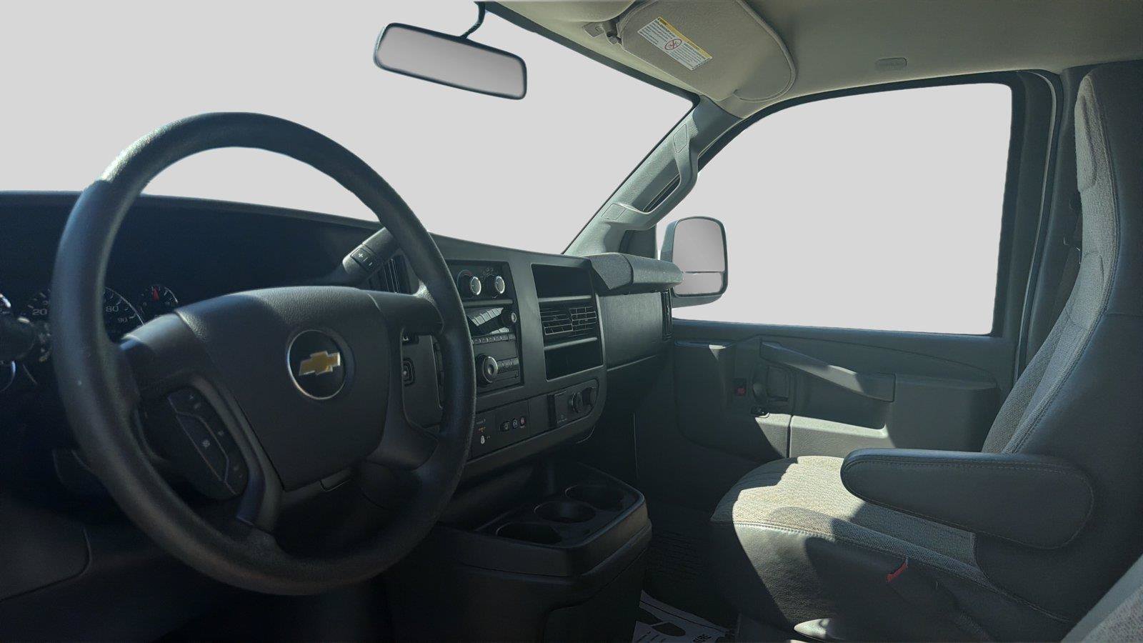 Used 2016 Chevrolet Express 3500 LT w/ LT Preferred Equipment Group RWD image 13
