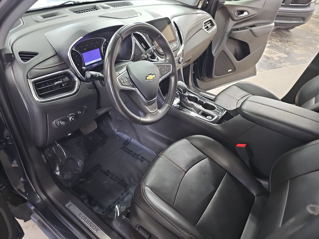 Used 2022 Chevrolet Equinox Premier AWD/4WD image 16