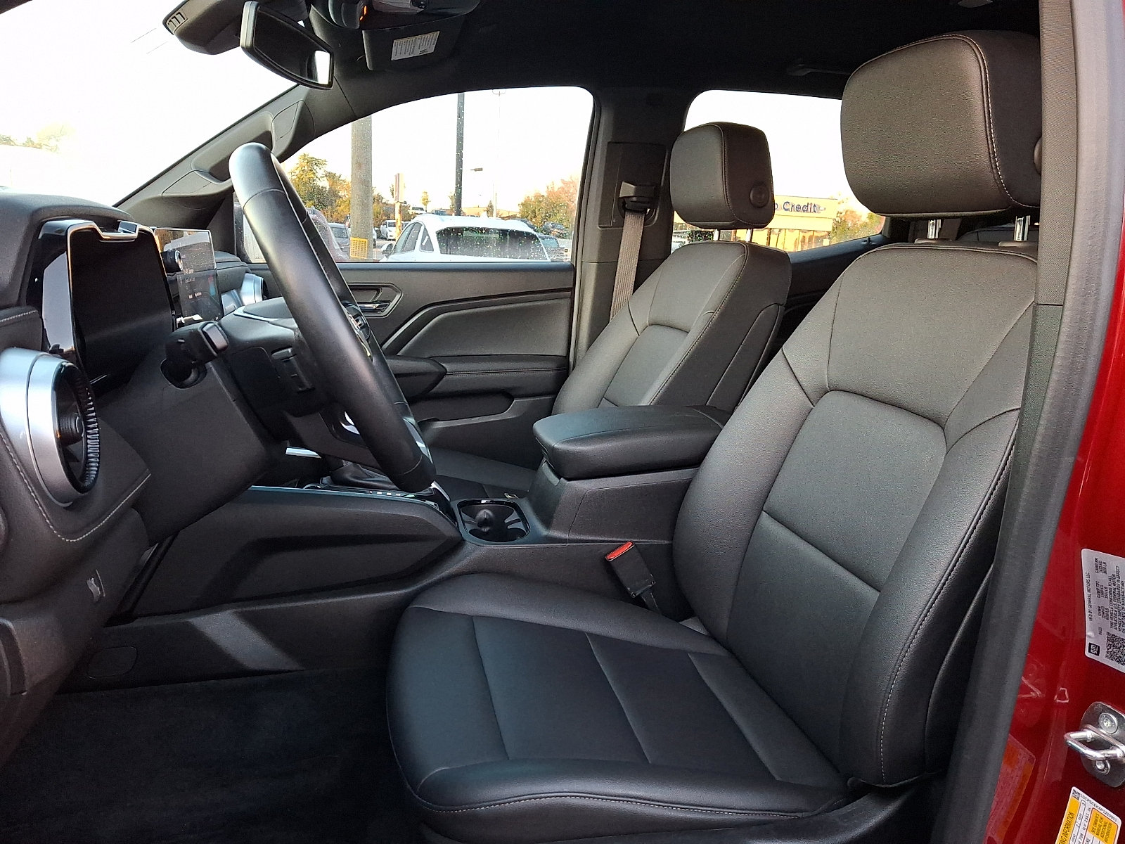 Used 2023 Chevrolet Colorado LT w/ LT Convenience Package III RWD image 13