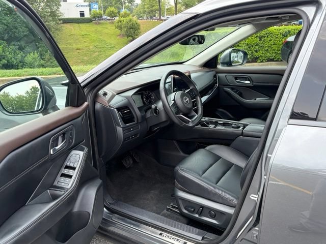Certified 2023 Nissan Rogue SL AWD/4WD image 14