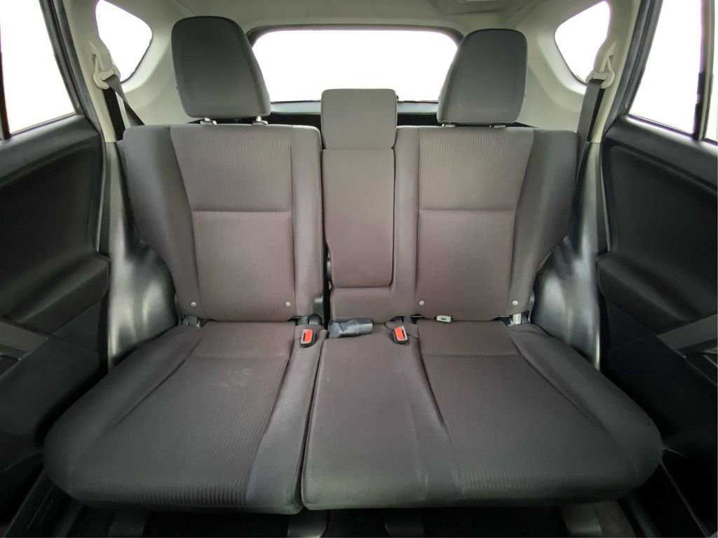 Used 2017 Toyota RAV4 LE w/ Carpet Mat Package image 15