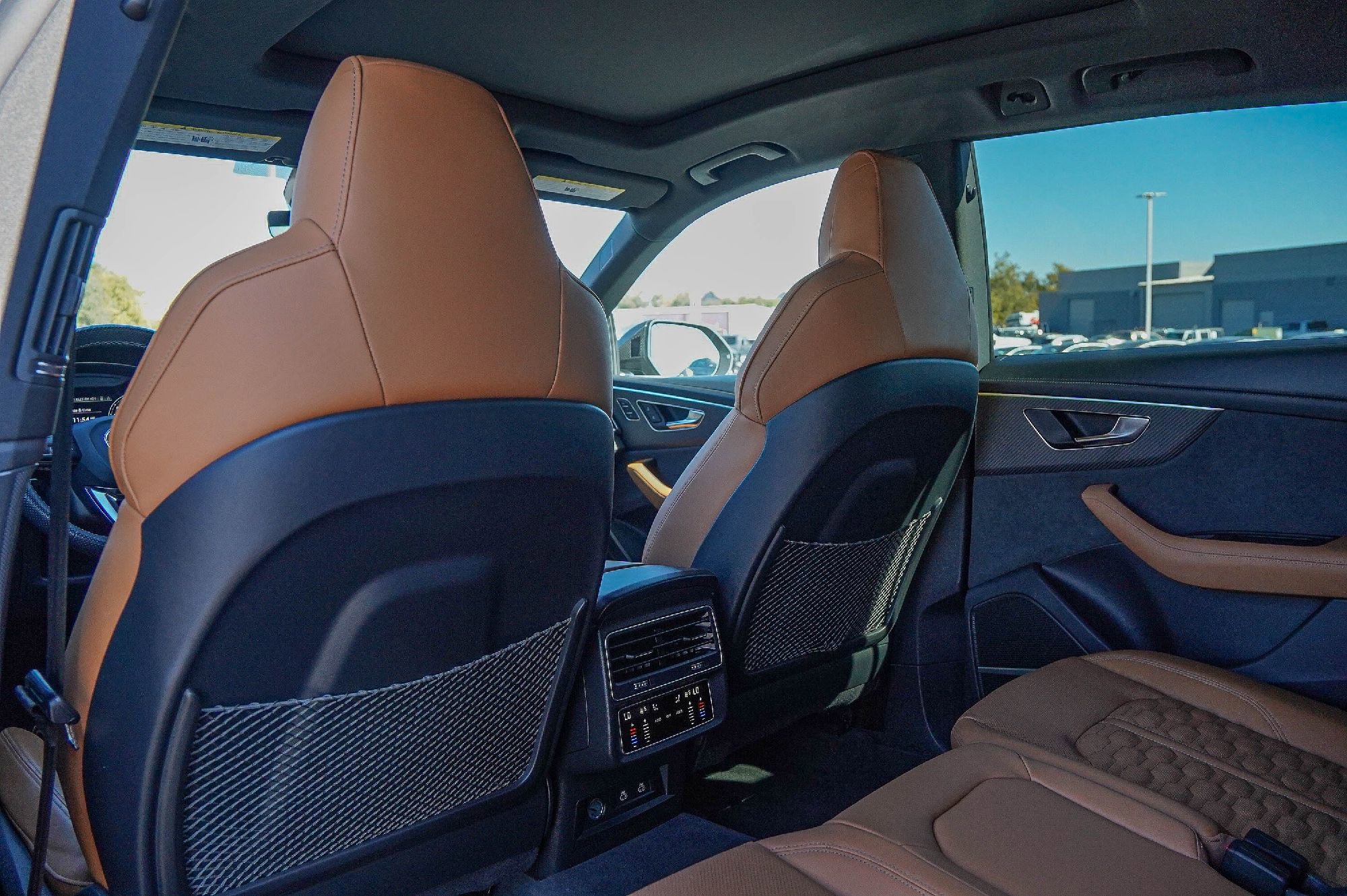 Certified 2023 Audi RS Q8 w/ Black Optic Package image 27