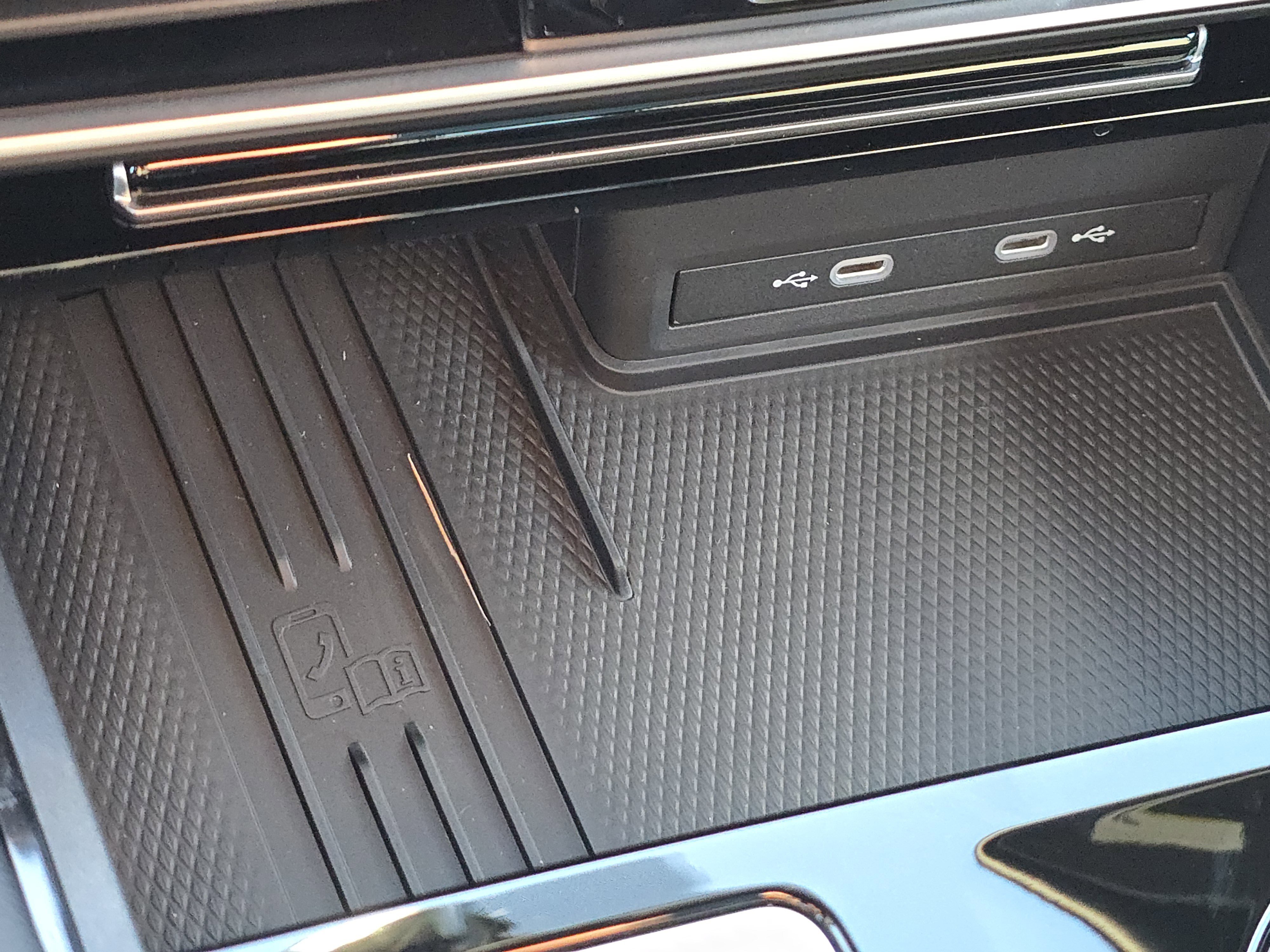 New 2026 Volkswagen Atlas Cross Sport SEL image 27