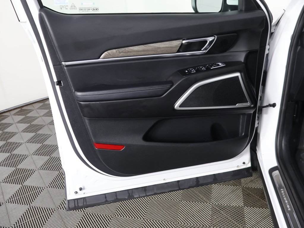 Used 2020 Kia Telluride EX w/ EX Premium Package image 28