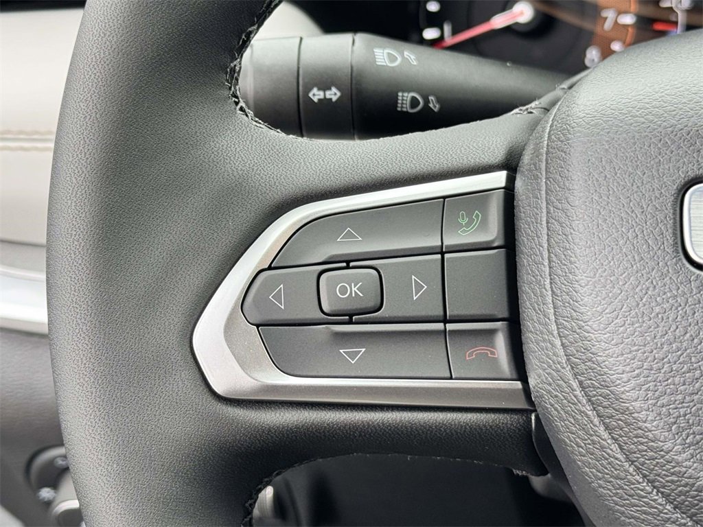 New 2026 Jeep Compass Limited image 22