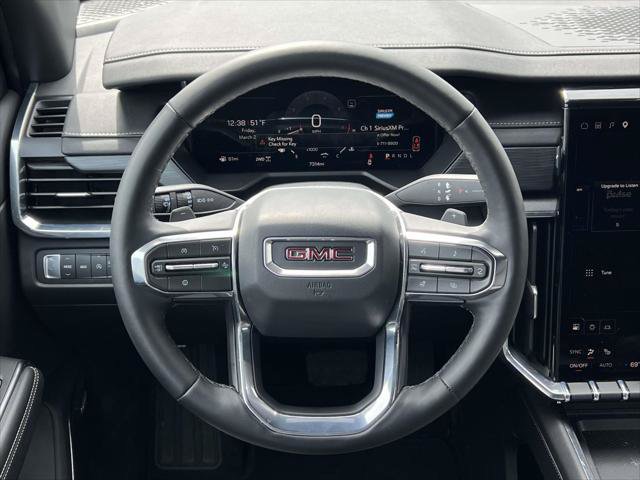 Used 2026 GMC Acadia Elevation w/ Elevation Premium Package AWD/4WD image 16