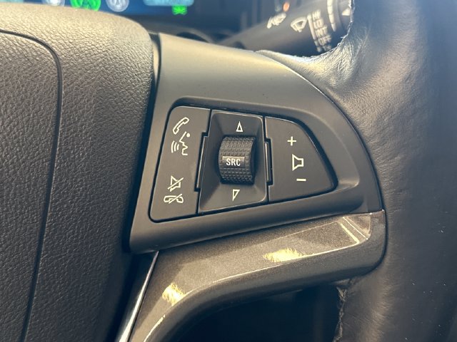 Used 2015 Chevrolet Volt w/ Enhanced Safety Package 1 FWD image 27