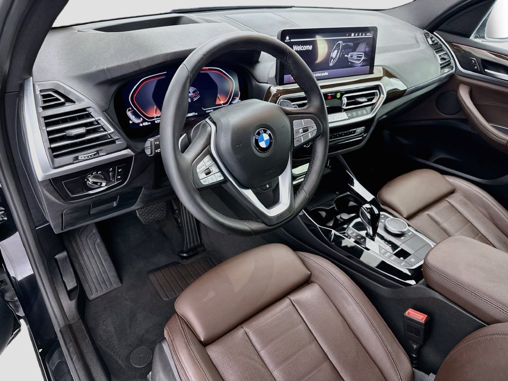 Certified 2024 BMW X3 sDrive30i w/ Premium Package RWD image 9