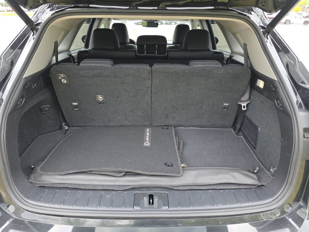 Used 2022 Lexus RX 350L FWD w/ Premium Package image 11