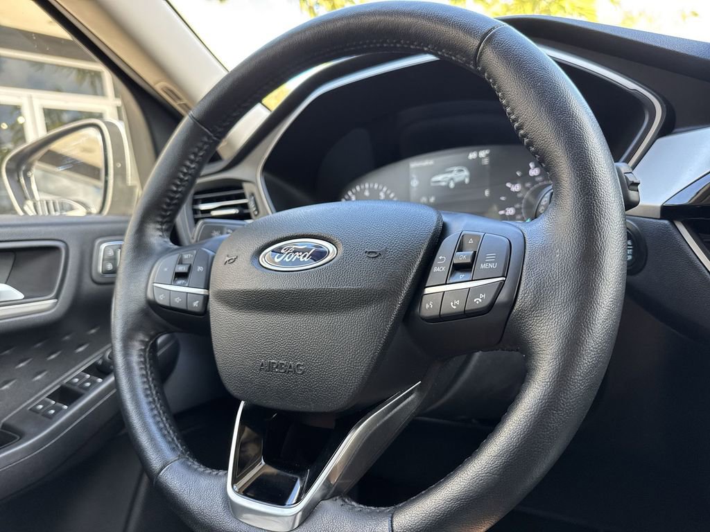 Used 2020 Ford Escape SEL image 56