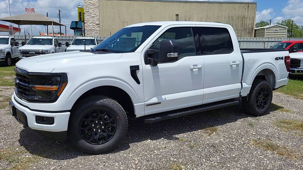 New 2025 Ford F150 XLT w/ Equipment Group 302A MID image 4