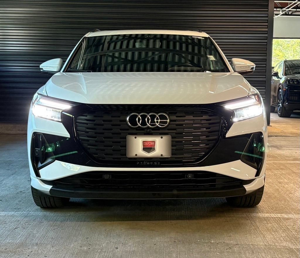 Used 2024 Audi Q4 e-tron Premium Plus w/ Premium Plus AWD/4WD image 6