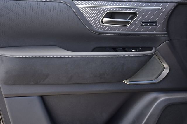 New 2026 INFINITI QX80 Autograph w/ Premium Cargo Package image 26