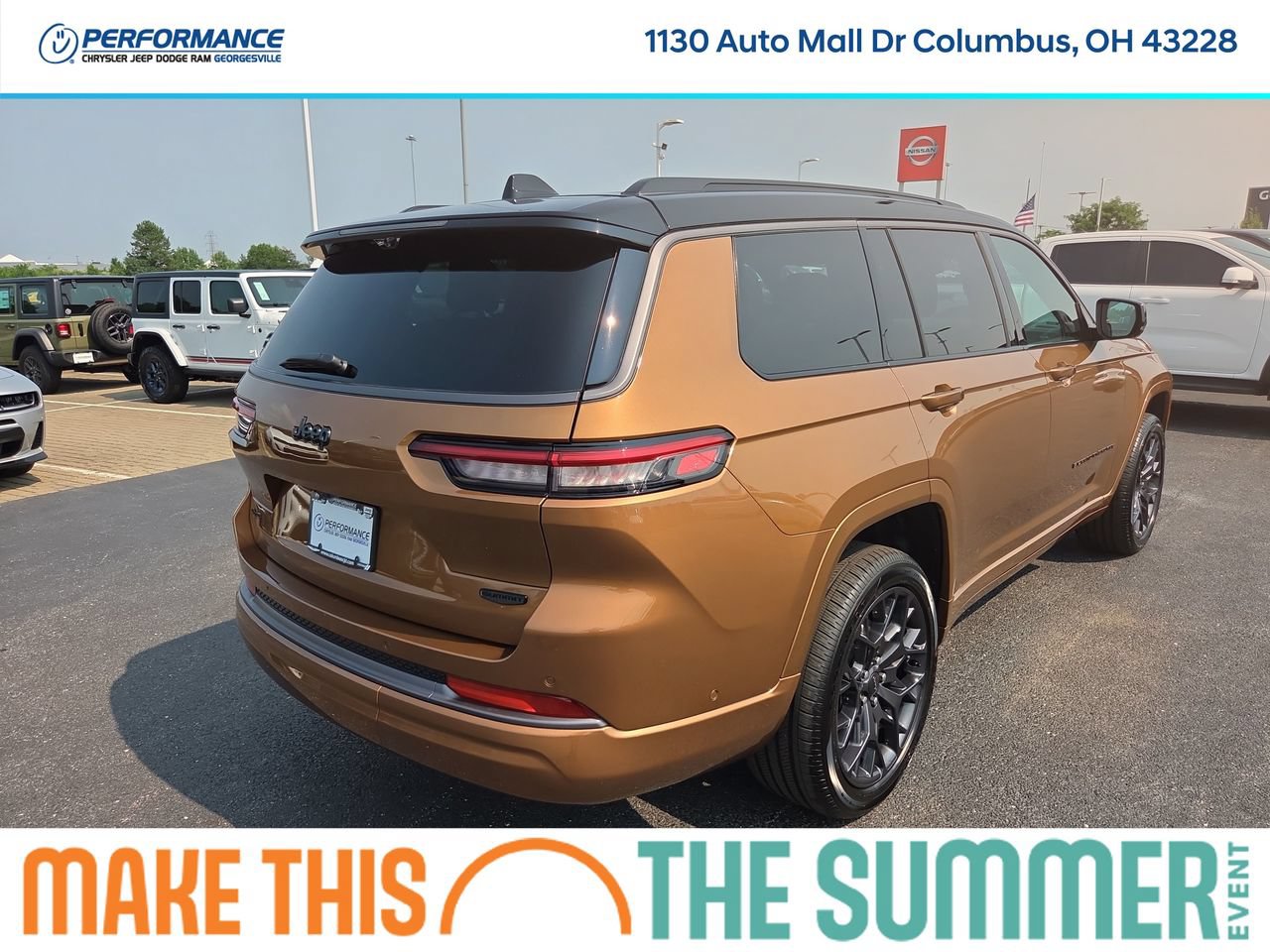 New 2026 Jeep Grand Cherokee L Summit w/ Obsidian Package AWD/4WD image 7