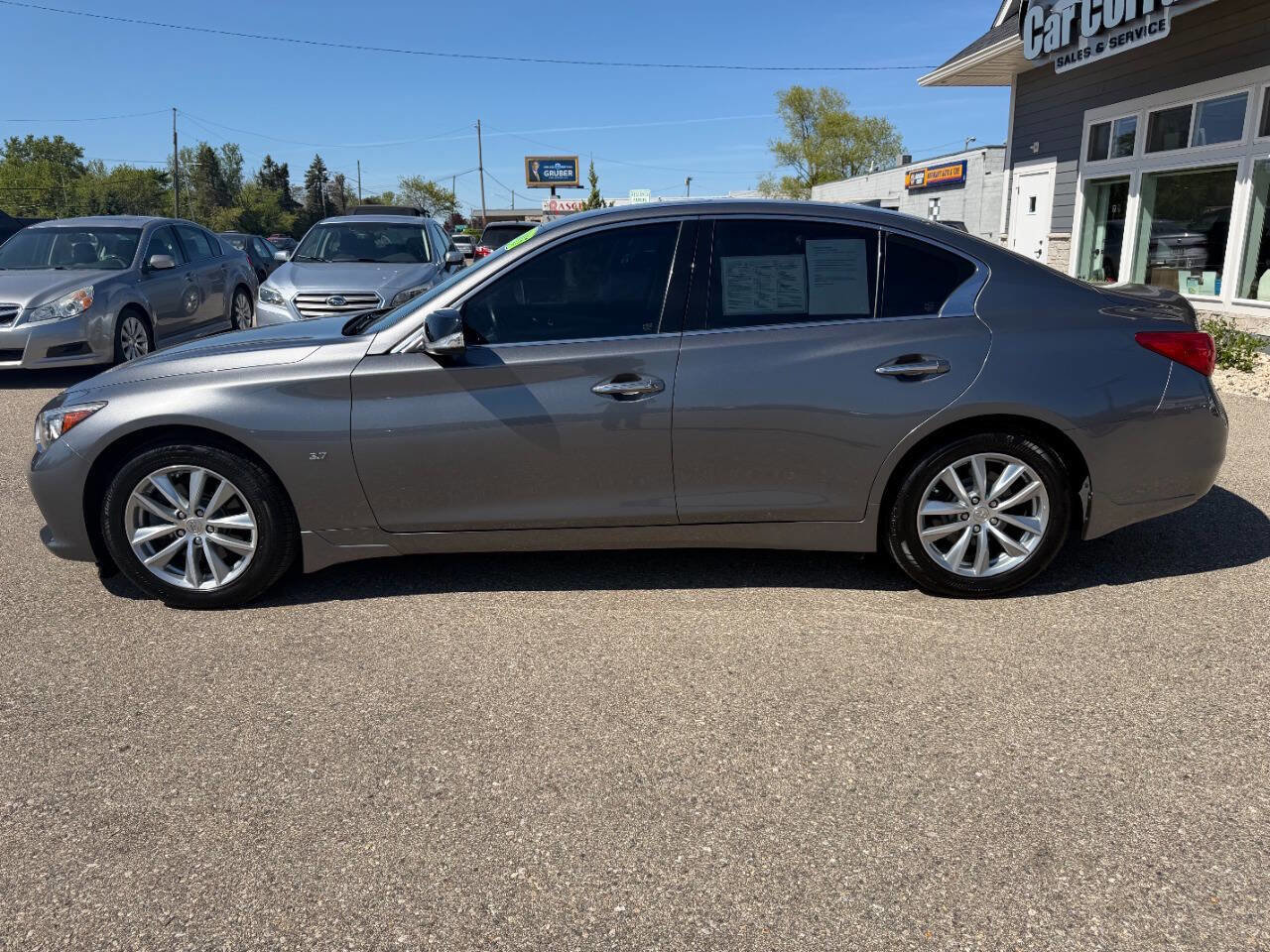 Used 2015 INFINITI Q50 Premium w/ Navigation Package AWD/4WD image 2