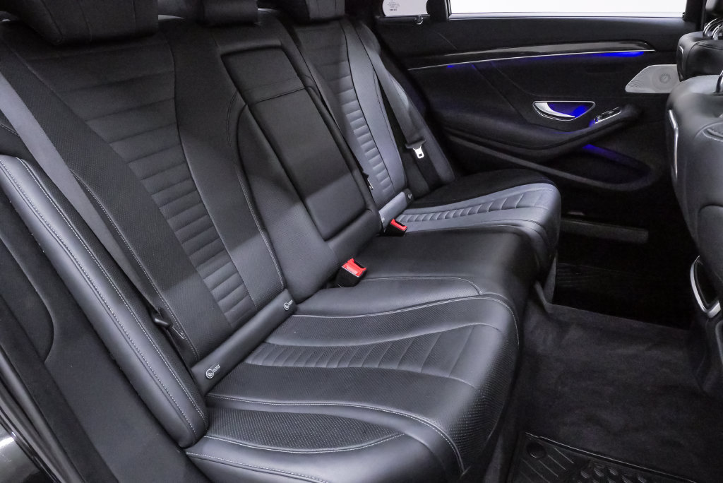 Used 2018 Mercedes-Benz S 560 Sedan image 12