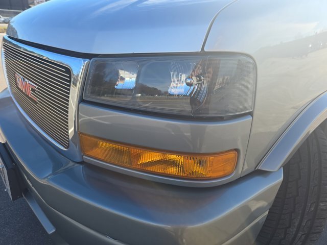 Used 2023 GMC Savana 2500 image 27