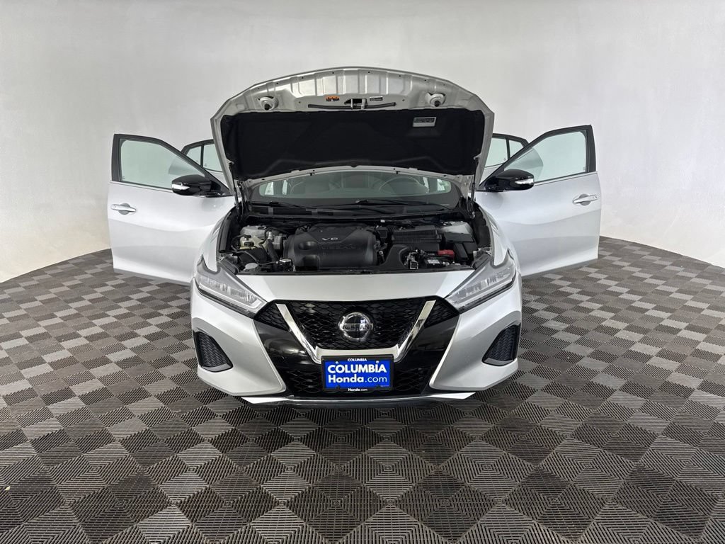 Used 2022 Nissan Maxima SV w/ Floor Mat Group FWD image 12