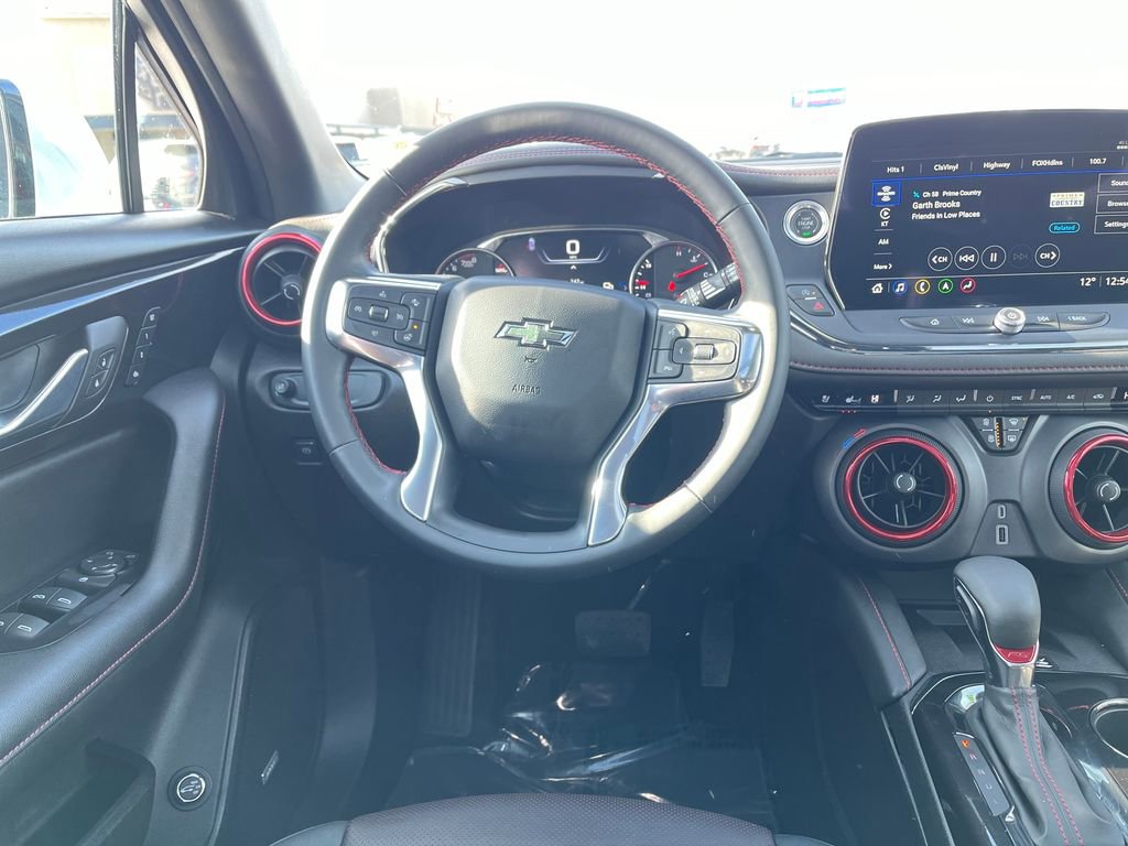 Used 2025 Chevrolet Blazer RS w/ Enhanced Convenience Package image 27
