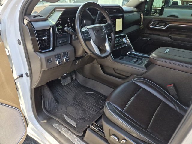 Used 2024 GMC Sierra 3500 Denali w/ Denali Reserve Package AWD/4WD image 11