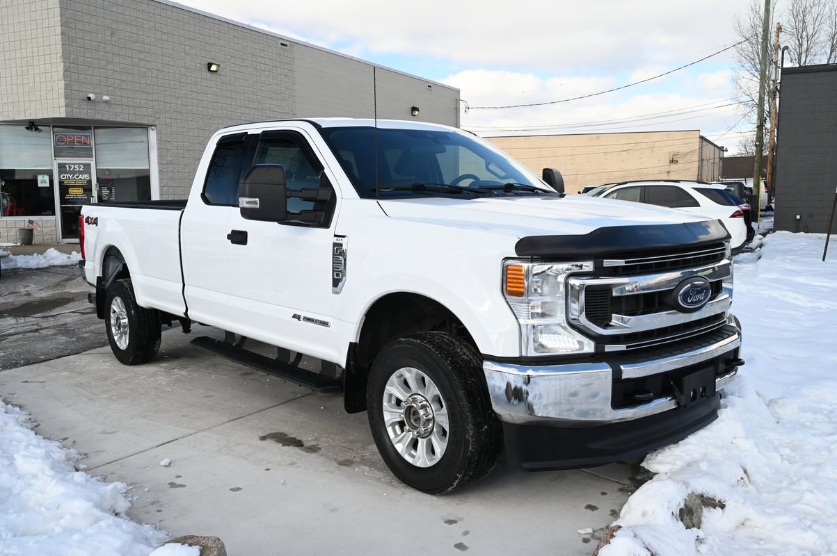 Used 2022 Ford F250 XLT image 3