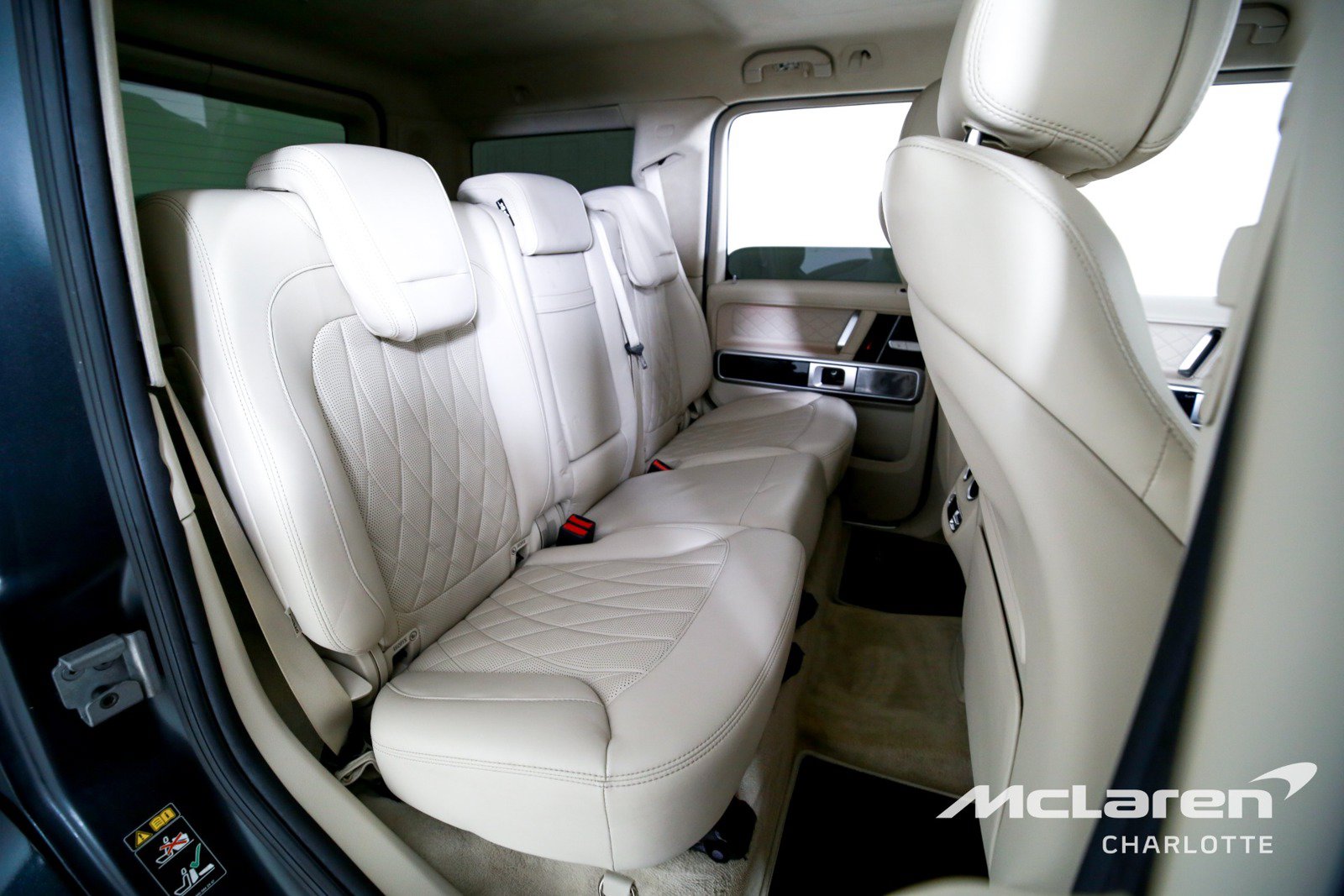 Used 2021 Mercedes-Benz G 550 w/ AMG Line image 24