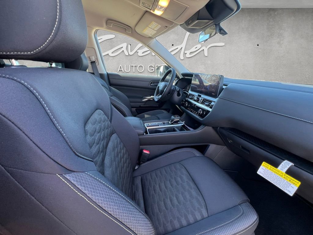 New 2026 Nissan Pathfinder SV image 24